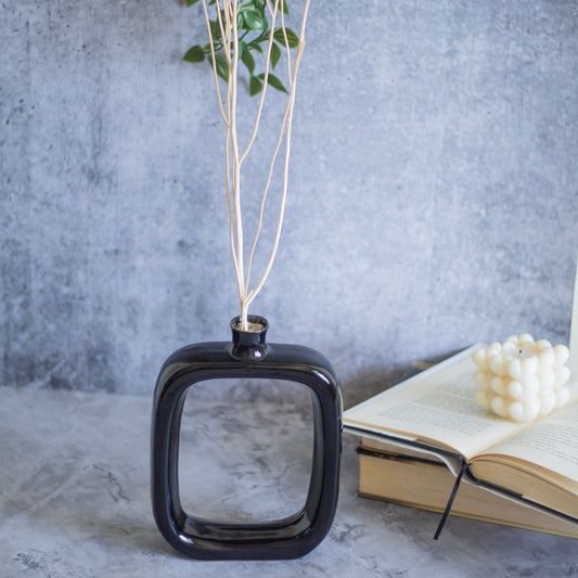 Square Shape Vase in Colour Black