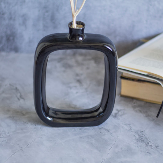 Square Shape Vase in Colour Black