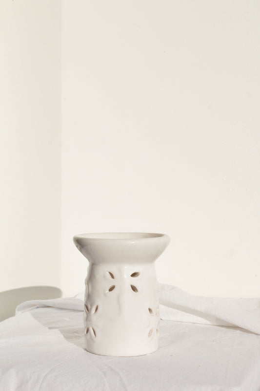 White Ceramic Wax / E. O Diffuser