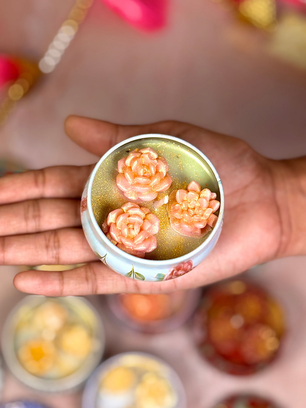 Floral Tin Soy Candle – Labdanum & Patchouli
