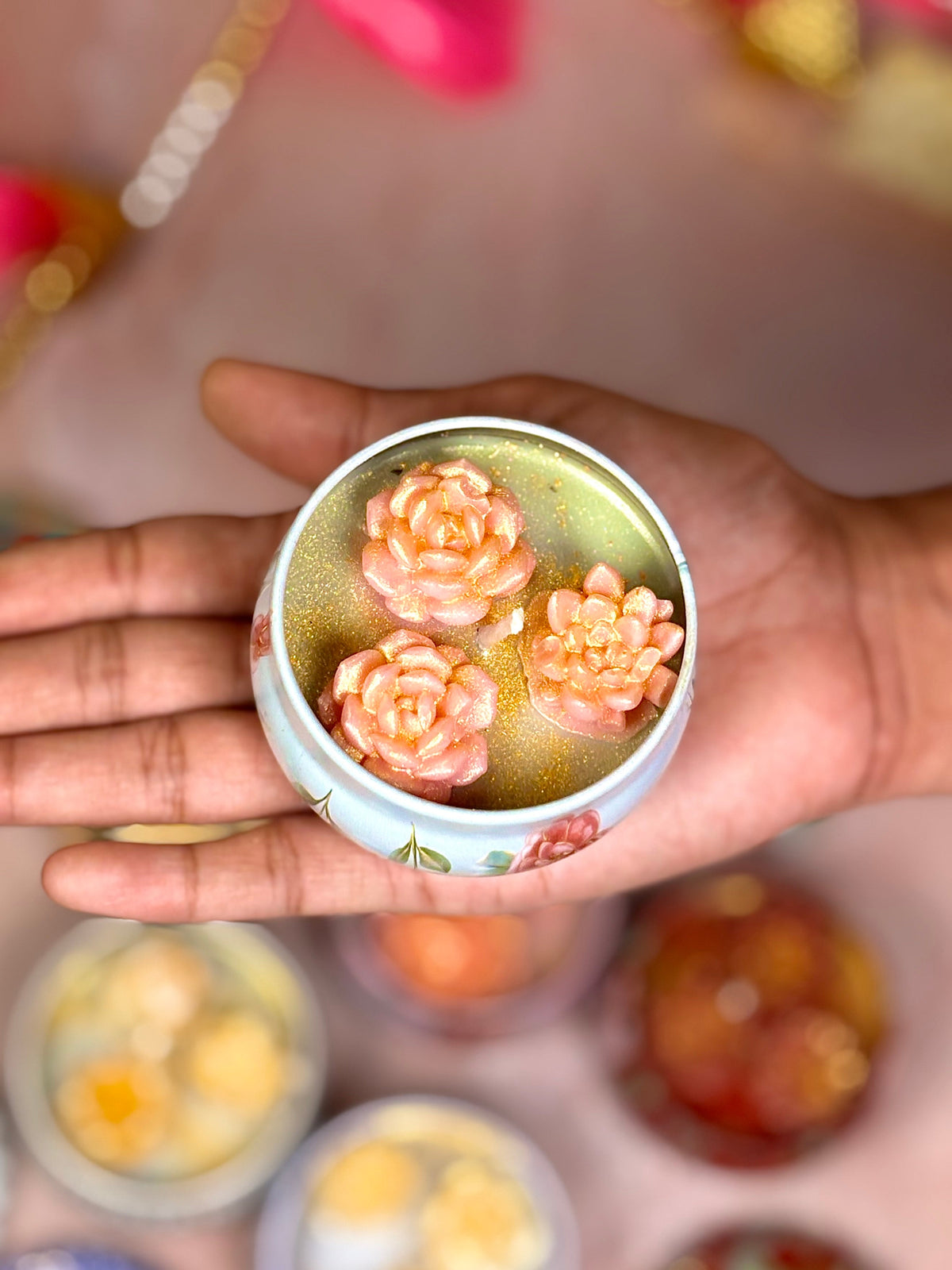 Floral Tin Soy Candle – Labdanum & Patchouli