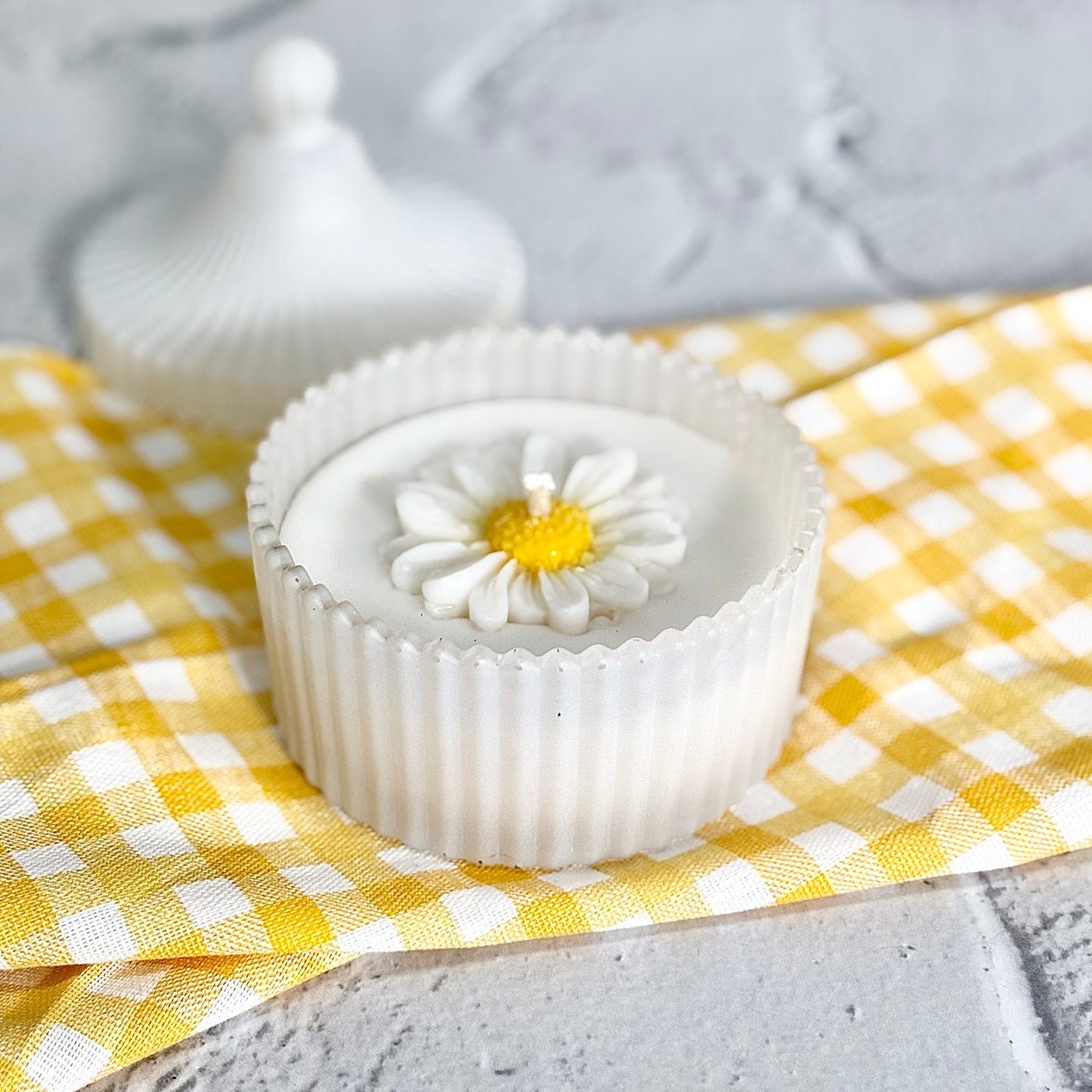 Daisy flower Scented Soy Candle | Decorative Jar