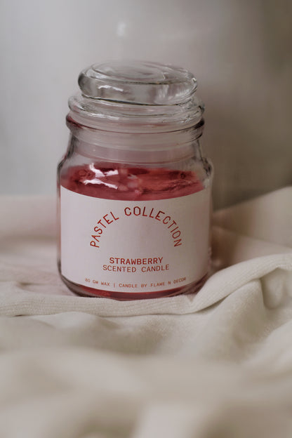 STRAWBERRY COOKIE JAR CANDLE