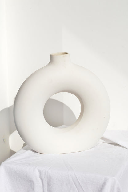 White Ceramic Rustic Matt Minimalist Donut Vase